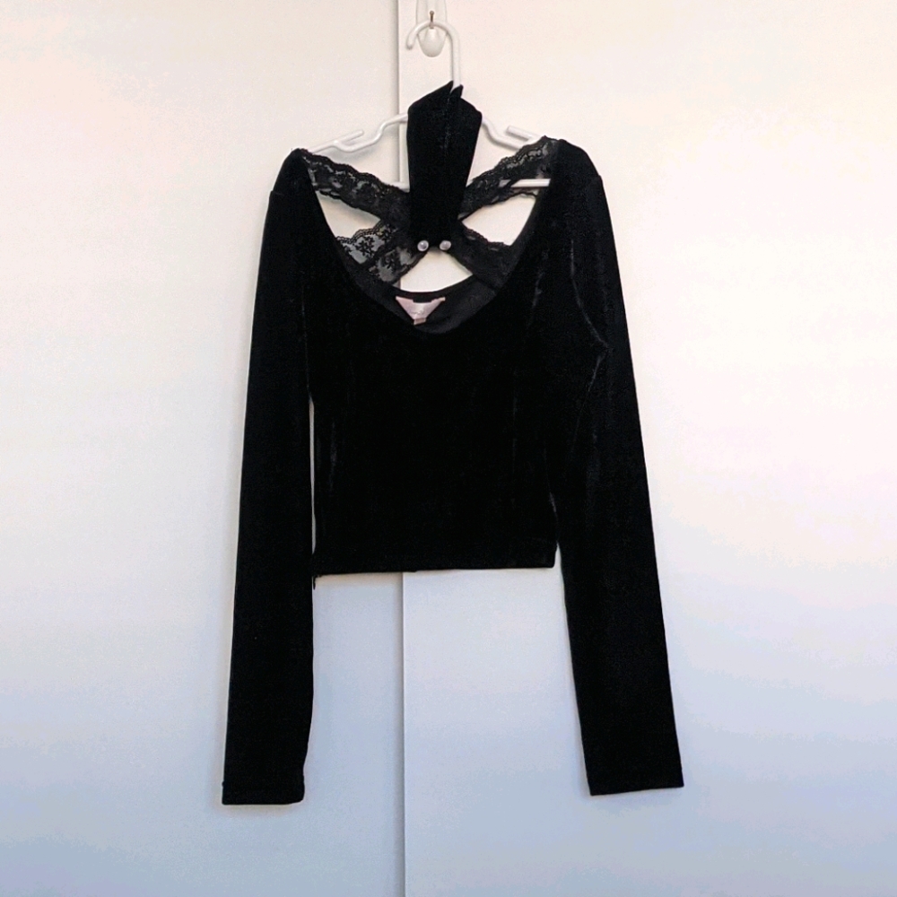 Bobon21 Cropped Black Velvet Cross-Strapped Top